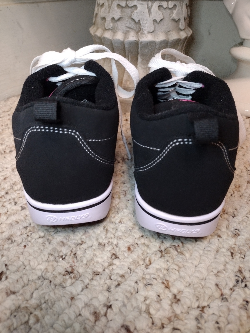 Heelys Kolect Kids Black & Hot Pink Suede Wheeled Sneakers - Picture 6 of 9